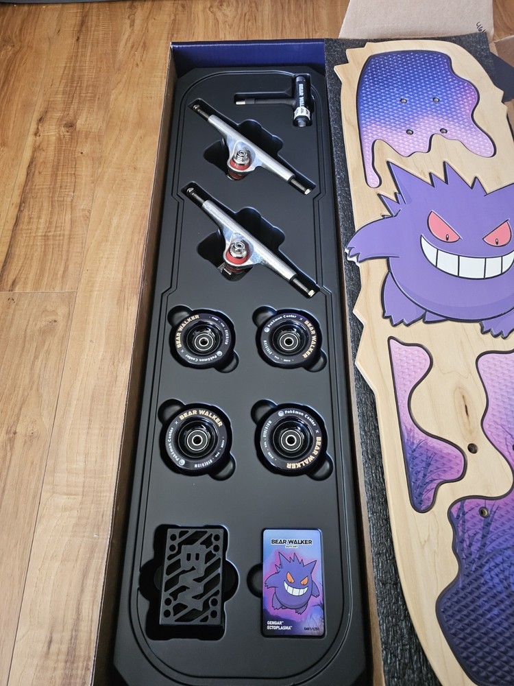 Bear Walker Gengar Ectoplasma Pokémon Limited Edition Complete Skateboard