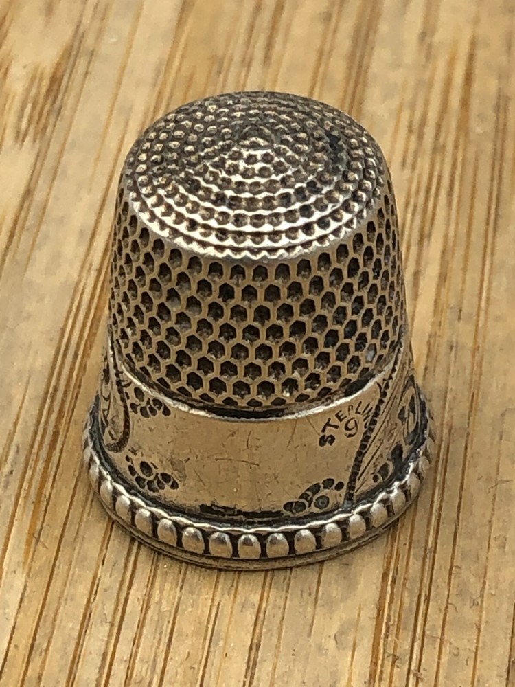 Vintage Sterling Silver Thimble, size 9,  pretty
