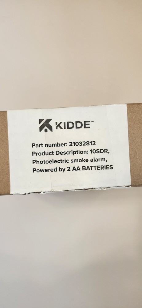 Kidde Smoke Detector / 4" Compact / AA-Battery Powered / Model #10SDR