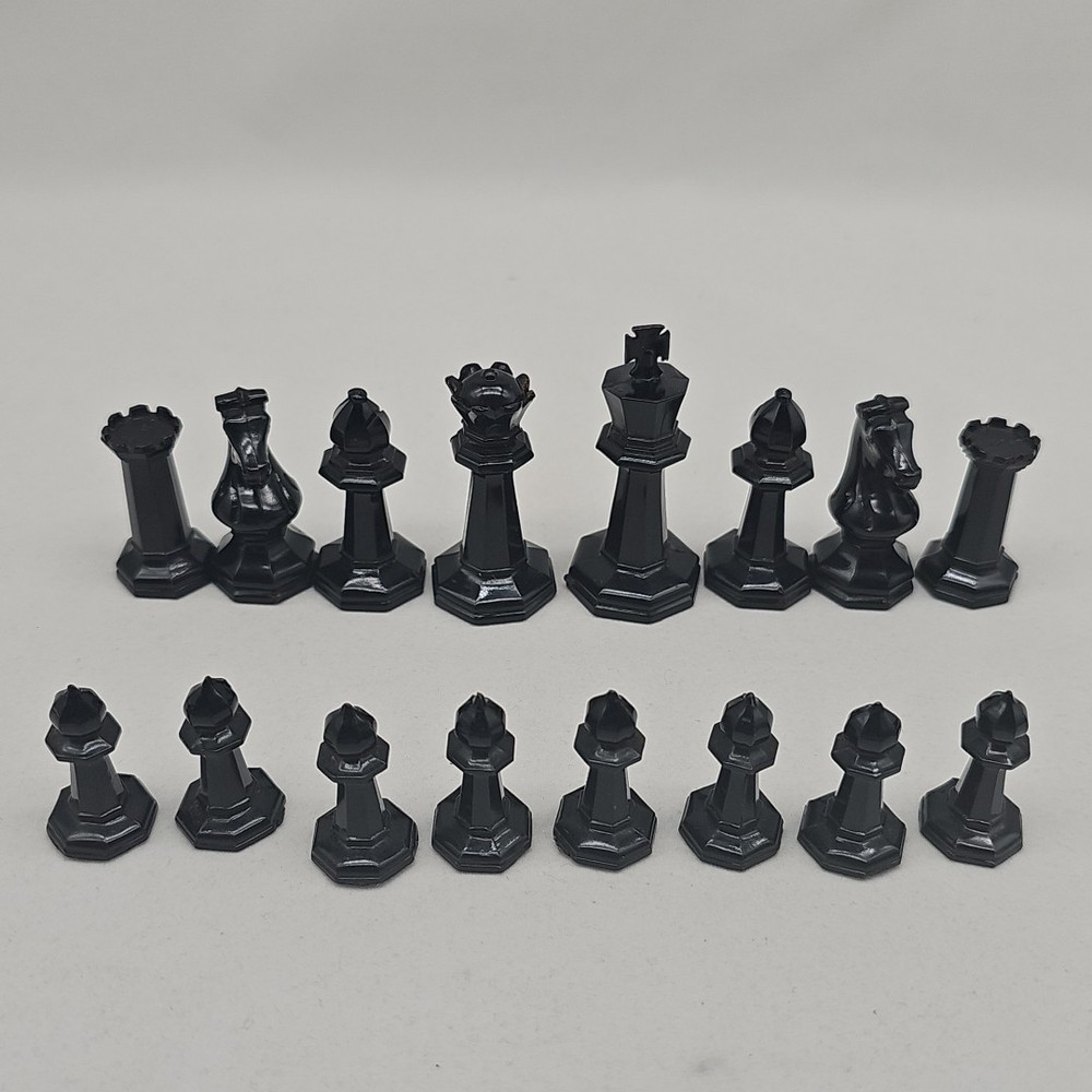 Replacement Drueke Chess Pieces: Black Octagonal Plastic Weighted, 16 Pieces