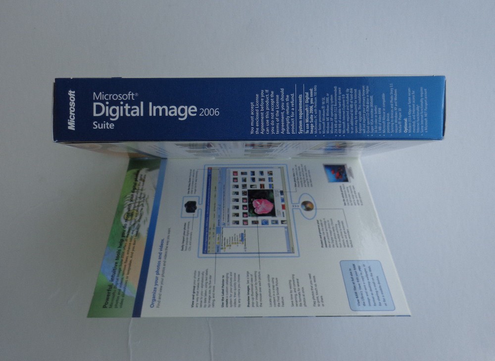 Microsoft Digital Image Suite 2006 (Small box, no manual)