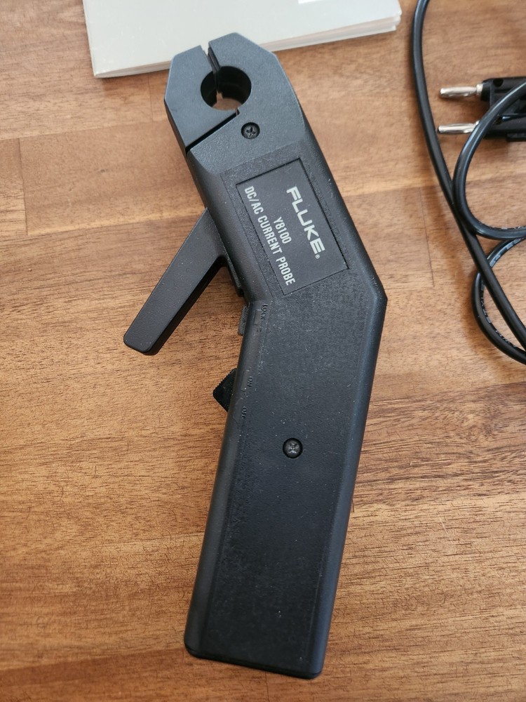 Y8100 Fluke DC/AC Current Probe