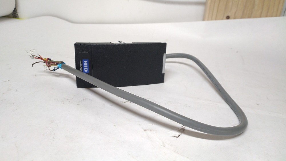 HID multiClass SE RP10 Mullion Card Reader Black
