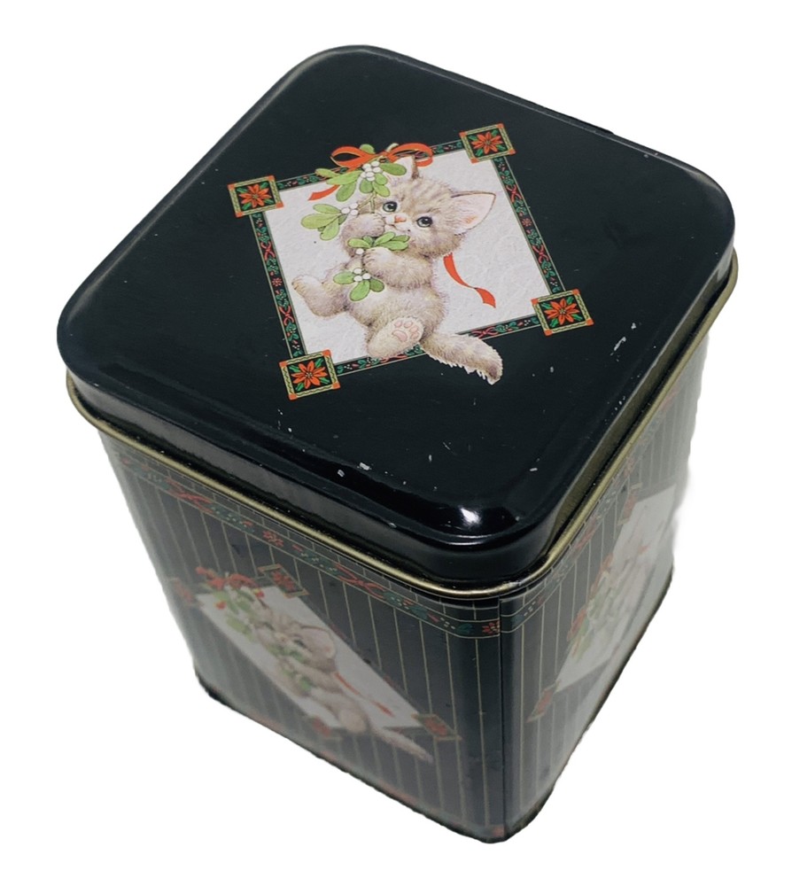 CHRISTMAS KITTEN Tin Candle