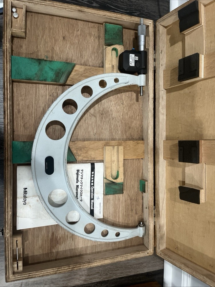 Mitutoyo 13”-14” Micrometer digital