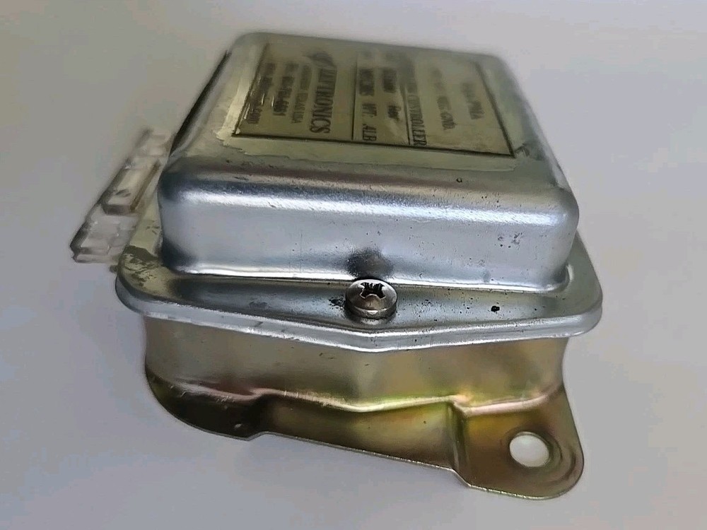 Zeftronics Alternator Controller 14V PN R15100