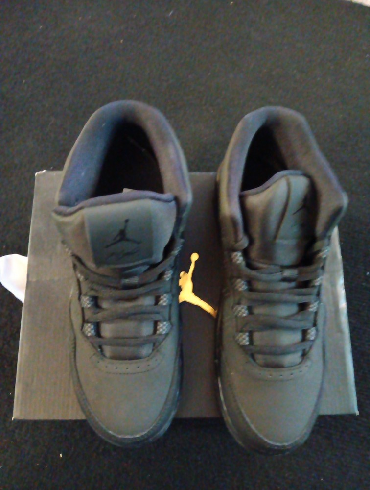 Jordan Flight 2 Black Kids Size 2.5