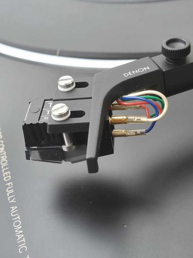 Denon Turntable Quartz DP-23F Micro Processor Fully Automatic Turntable System