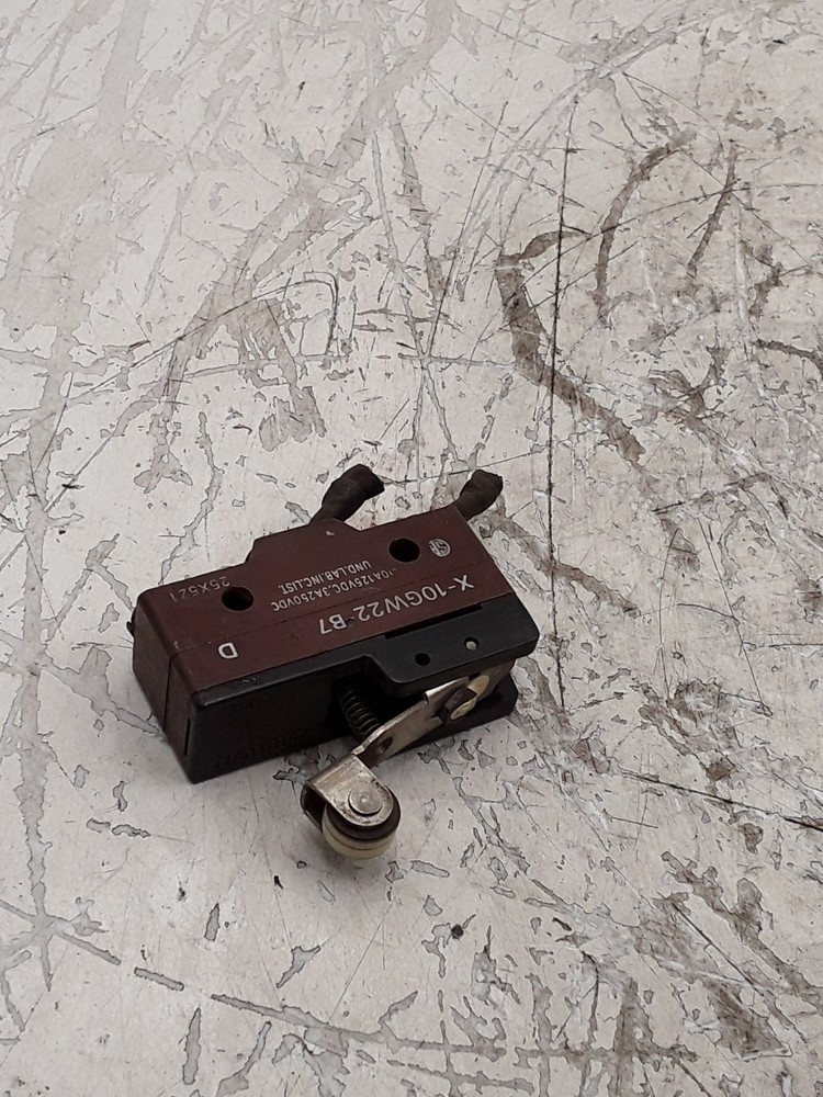 Omron X-10GW22 B7 Microswitch
