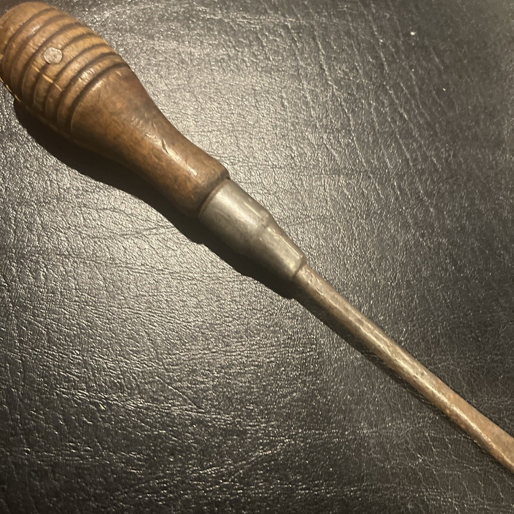 Primitive Screw Driver