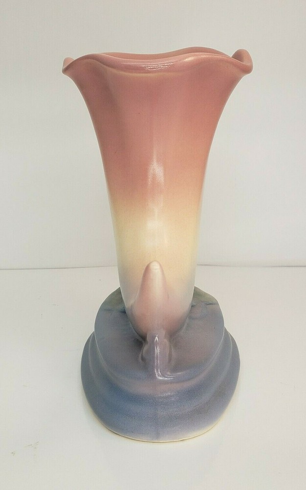 Hull Pottery Pink Cornucopia Vase On Blue Base Vintage