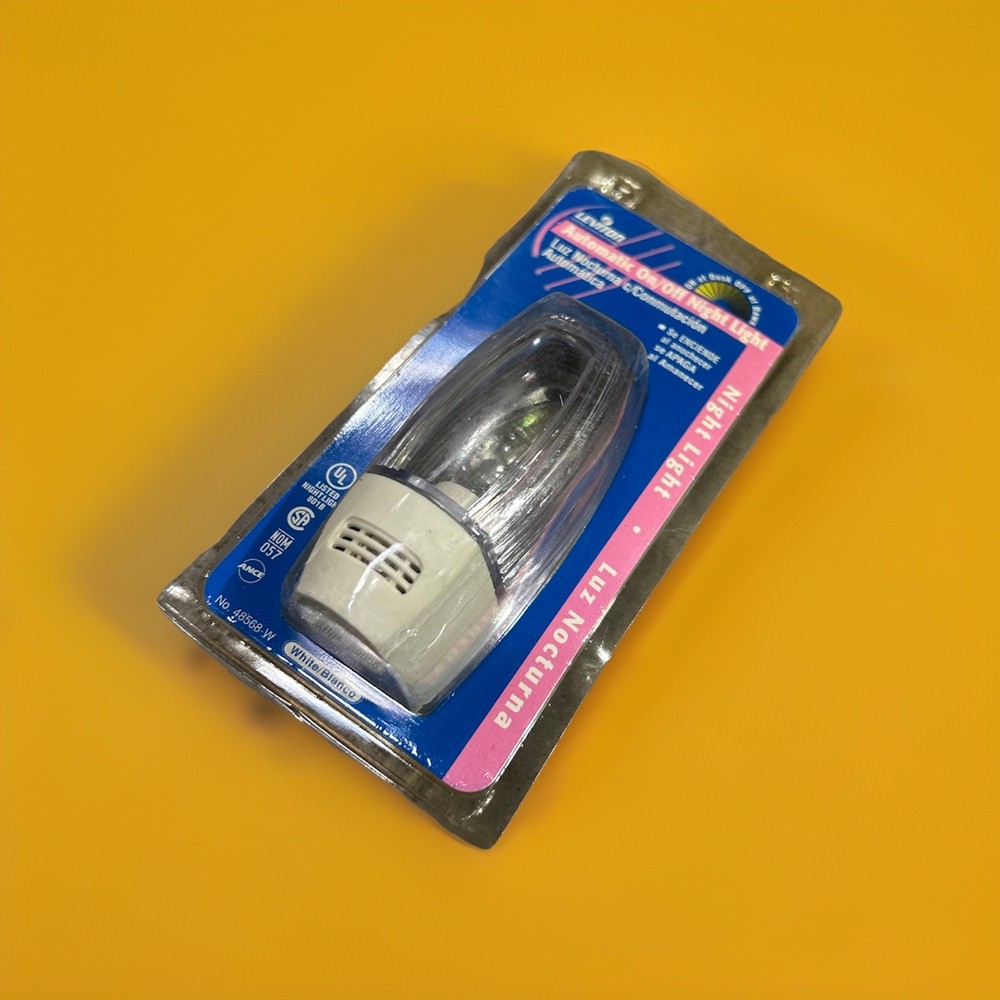 🔥Leviton 48568-W Automatic On/Off Night Light ~ 9 Units