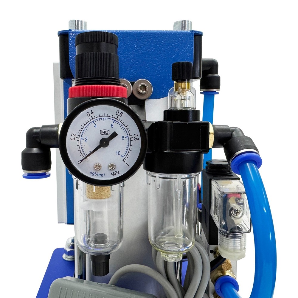 Lab Small Vertical Pneumatic Injection Molding Machine with Pressure Gauge 110V