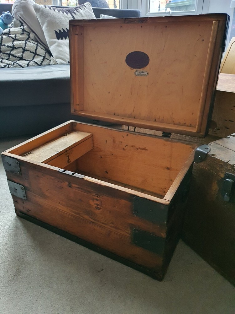 1920s Vintage Flat Top Steamer Trunk