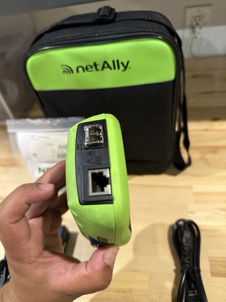 NETALLY LINKRUNNER AT 2000 NETWORK TESTER (LRAT-2000) (SHIPS FAST) TESTED