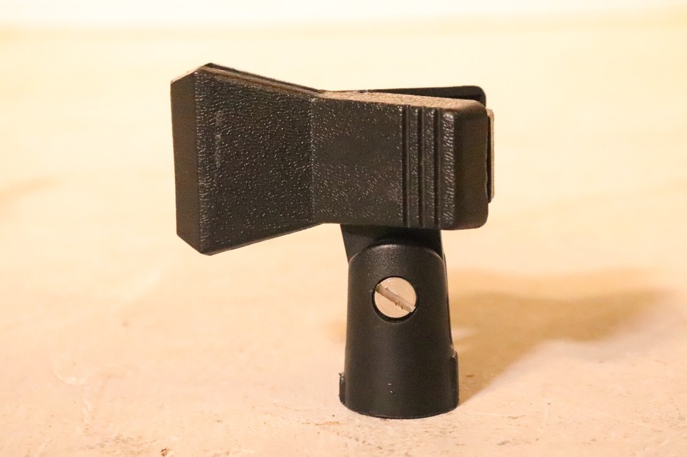 Unbranded Butterfly Style Microphone Clip #3