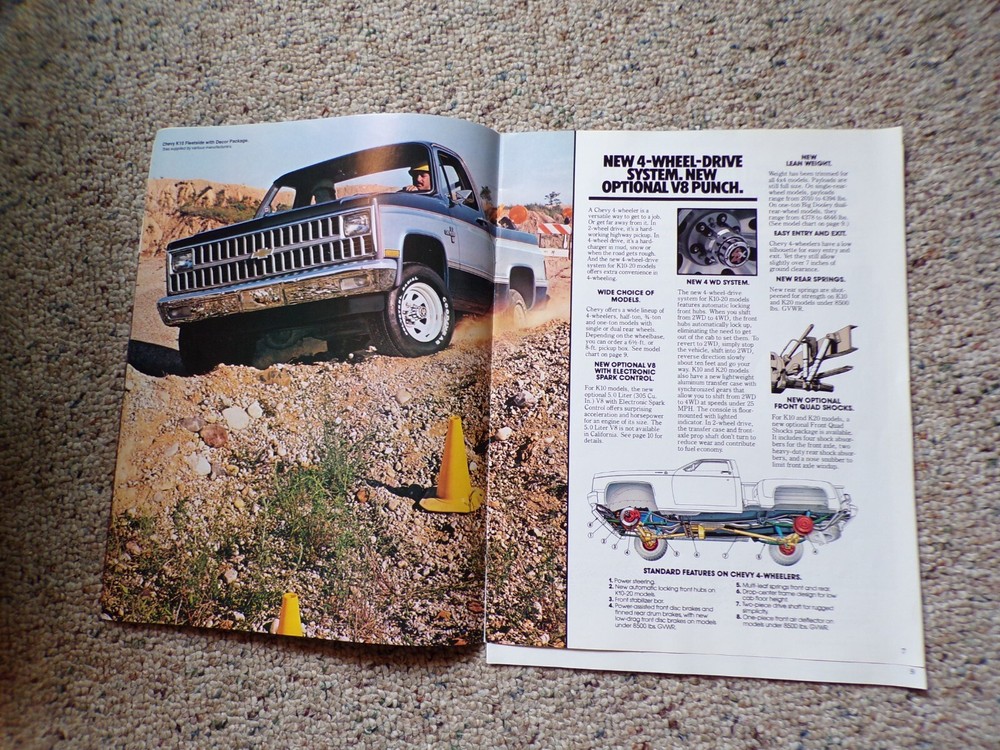 1981 Chevy Pickups Catalog Booklet Fleetside Stepside Big Dooley Chassis Cab