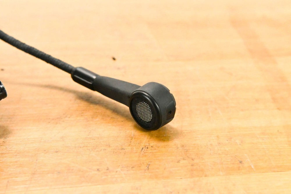 Clear-Com CC-400 Double-Ear Intercom Headset with Dynamic Microphone CG01ZZ0