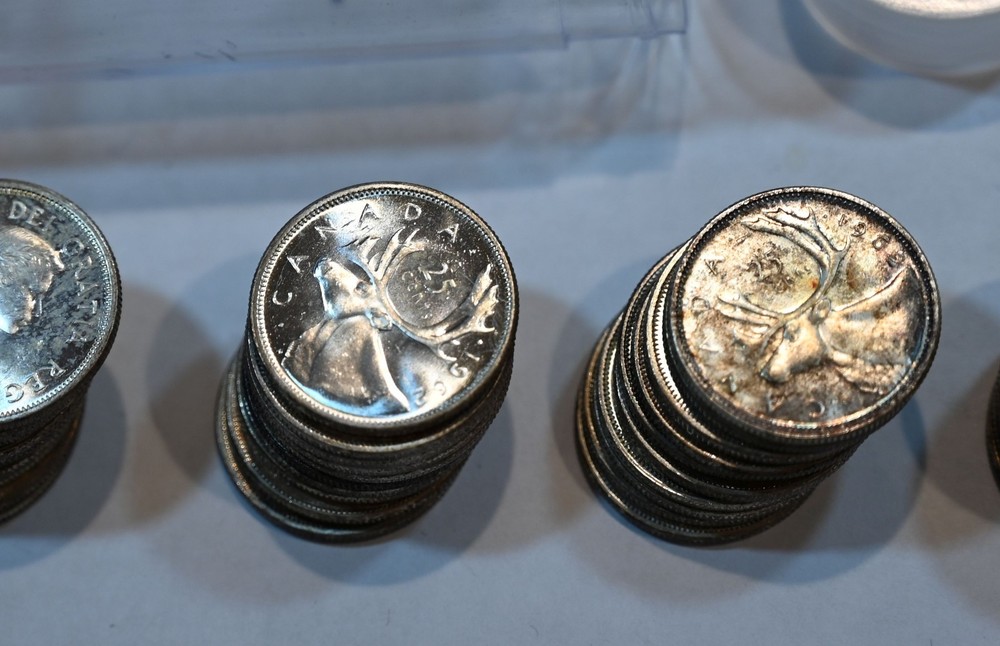 1962 Uncirculated Canada 80% Silver Coins - $10 Face Value Roll - Quarters