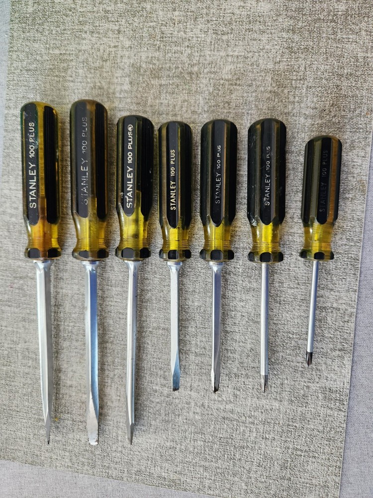 Vintage Stanley 100 Plus 7 Piece Screwdriver Set Phillips & Flat