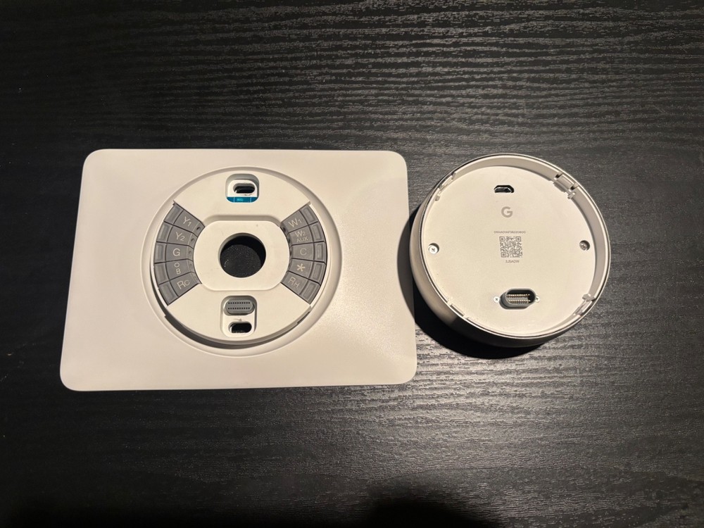 Nest 3rd GEN Learning Thermostat (with box)