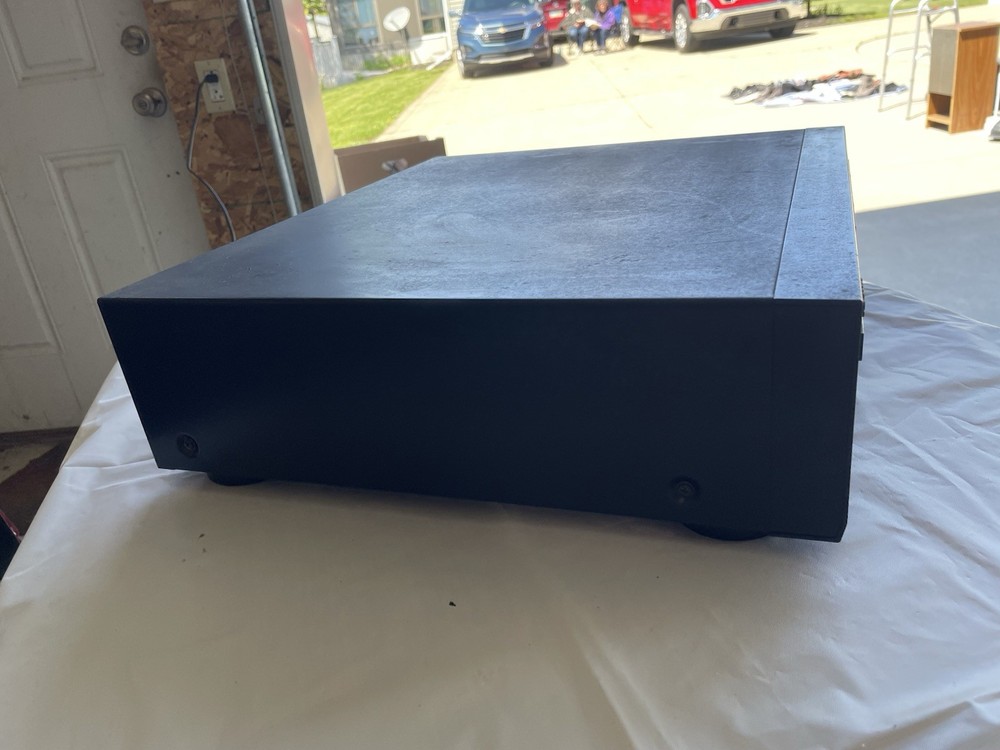 Sony 5 Disk Auto Loading System CD Player. CDP-C625. High Density. Remote