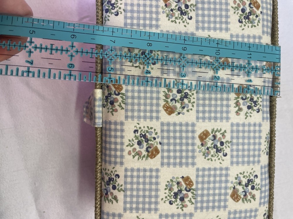 Padded Sewing Box With Plastic Tray. Hook and loop Closure Beautiful Condition