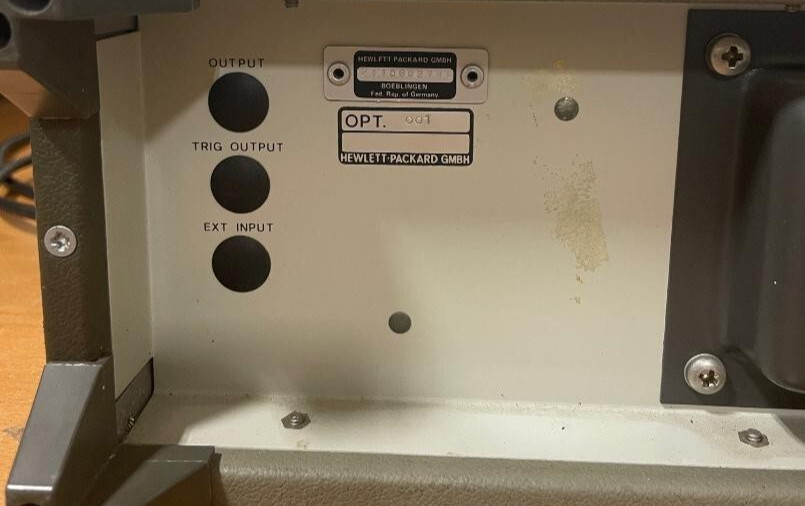 HEWLETT PACKARD HP 214B PULSE GENERATOR