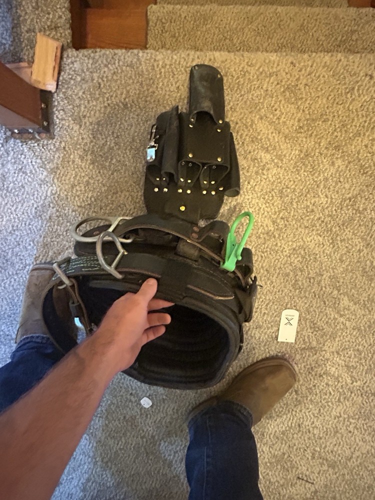 Buckingham Belt And Gaffs, Comes With BuckSqueeze, secondary Belt, Tools, Ect