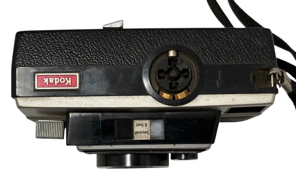 Kodak Instamatic 314 Vintage Camera Flash Cube View Finder Camera NOT TESTED