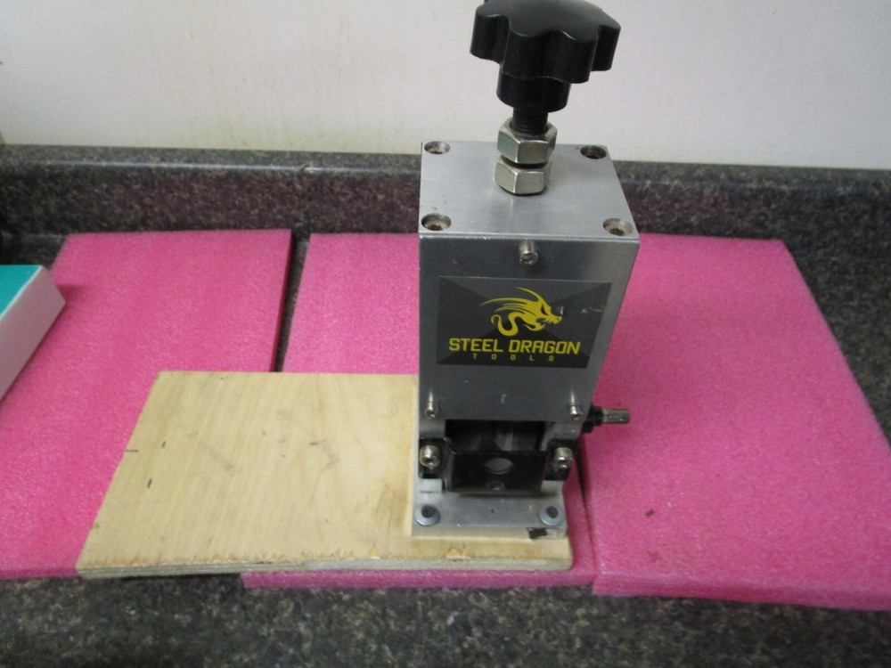 Steel Dragon Tools® WRA15 Benchtop Manual/Automatic Wire Stripping Machine