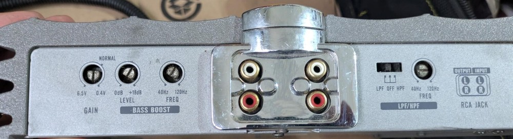 Pioneer GM-x942 auto amplifier