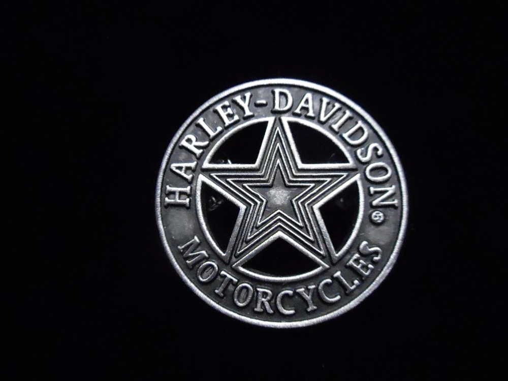 FANTASTIC HARLEY DAVIDSON  (((( STAR ))) GREAT PIN PEWTER