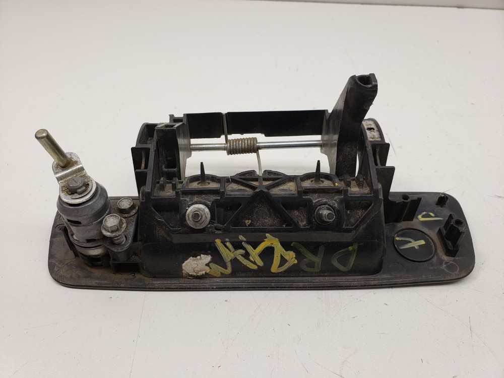 2011-2012 RAM 2500 3500 Tailgate Release Handle No Camera 68044904AD