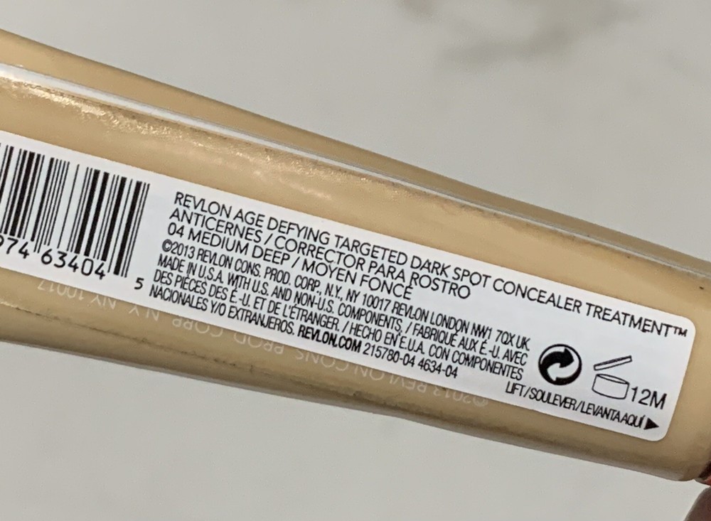 Revlon Age Defying Targeted Dark Spot Concealer Treatment 04 MEDIUM/DEEP (A6