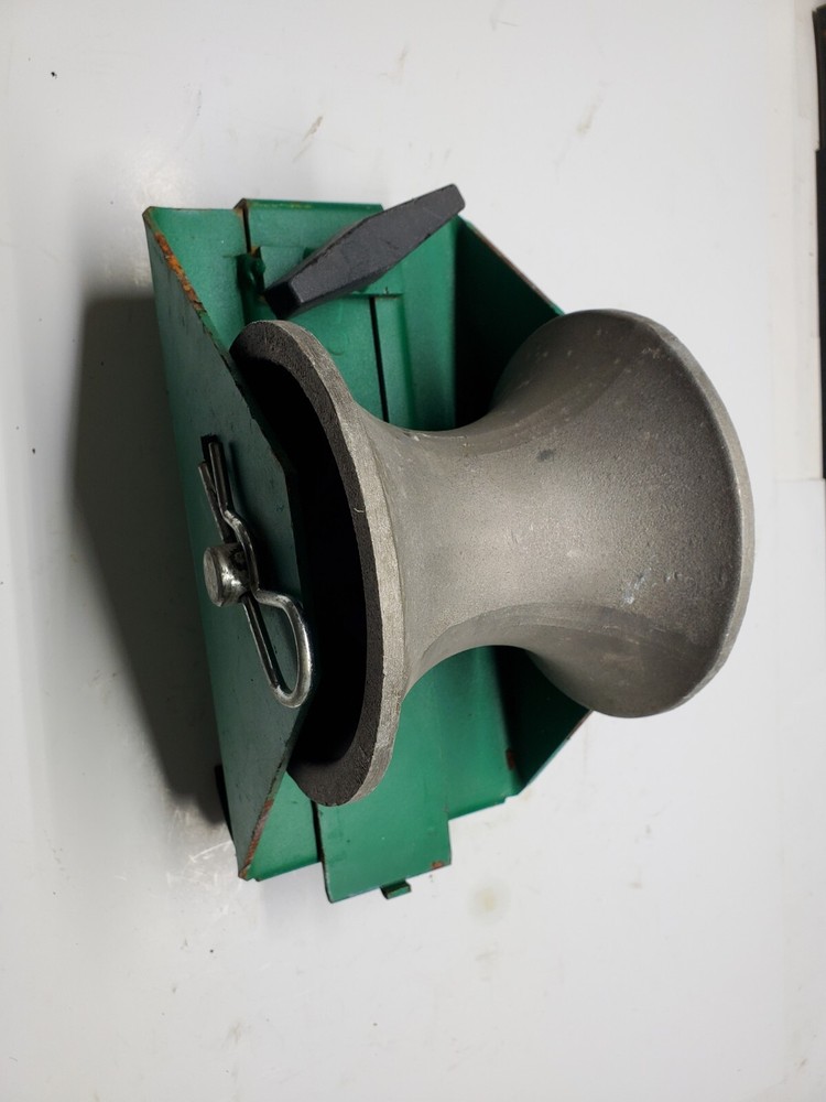 Greenlee 660QA Quick Adjust Sheave Tray NOS