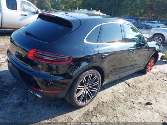 MACAN 2017 Glove Box 4906555