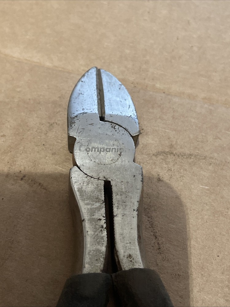 Companion Black Handle 8 in. Diagonal Cutter ! Small Nick Needs Oiled !’