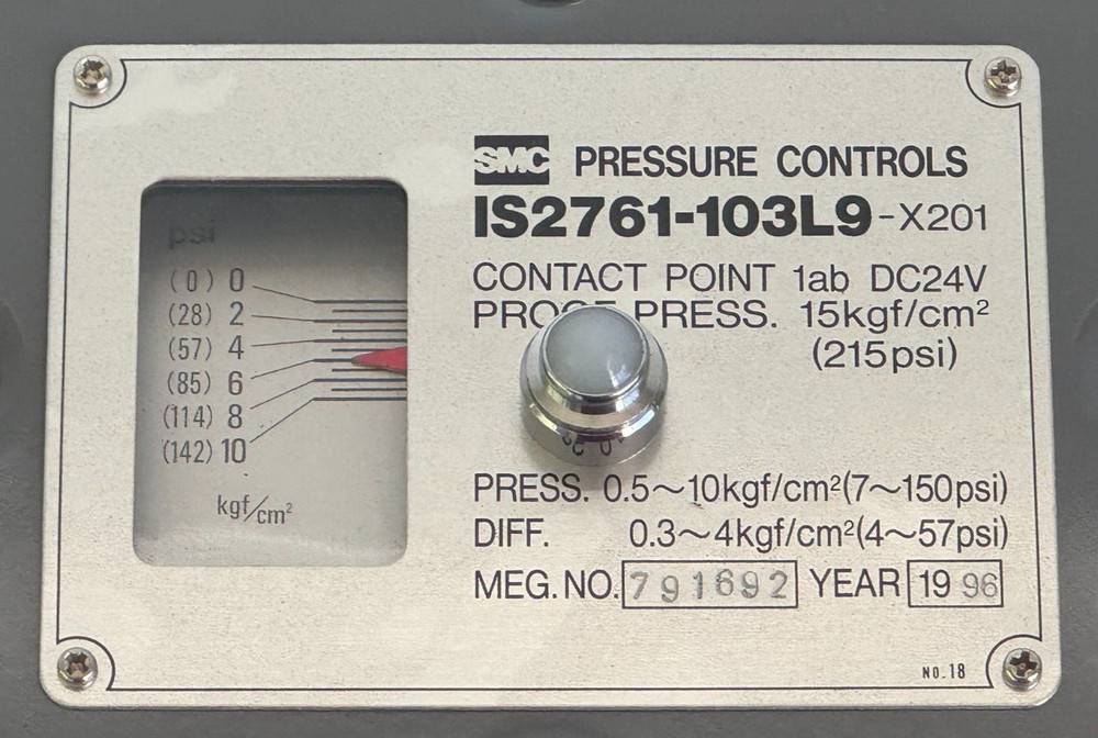 NEW SMC IS2761-103L9 Pressure Switch