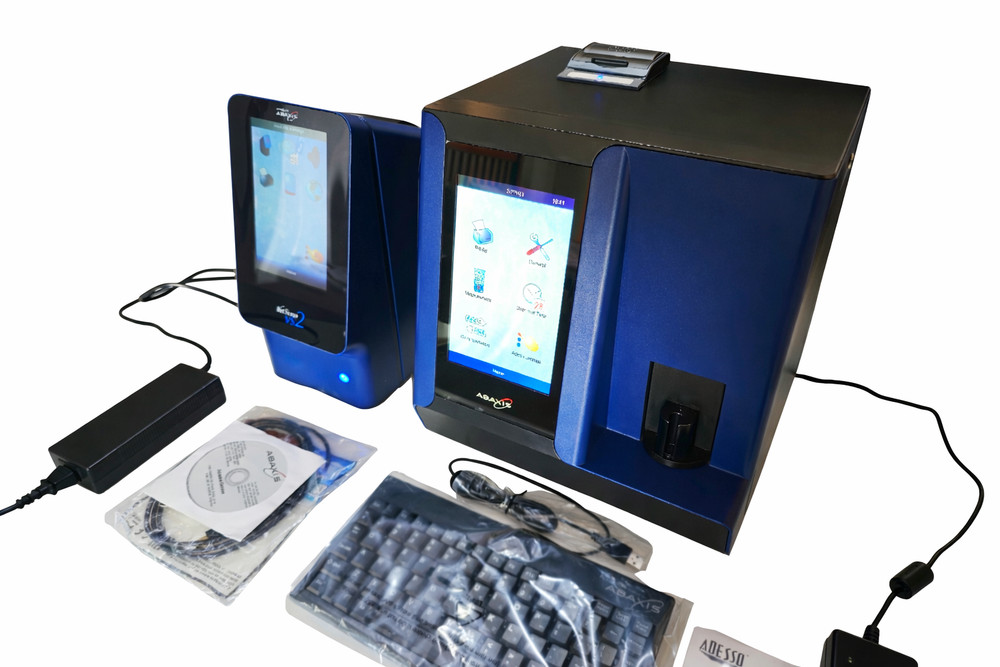 Abaxis VetScan HM5 Hematology Analyzer + VS2 Chemistry System Bundle w/ Accessor