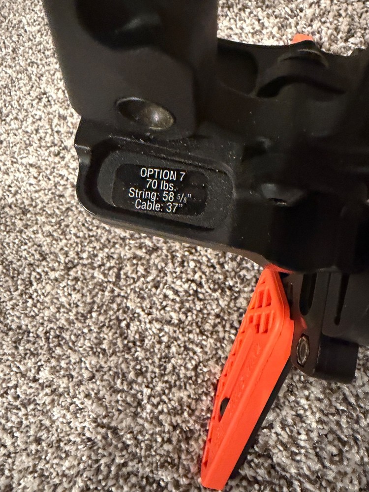 Elite option 7 archery bow