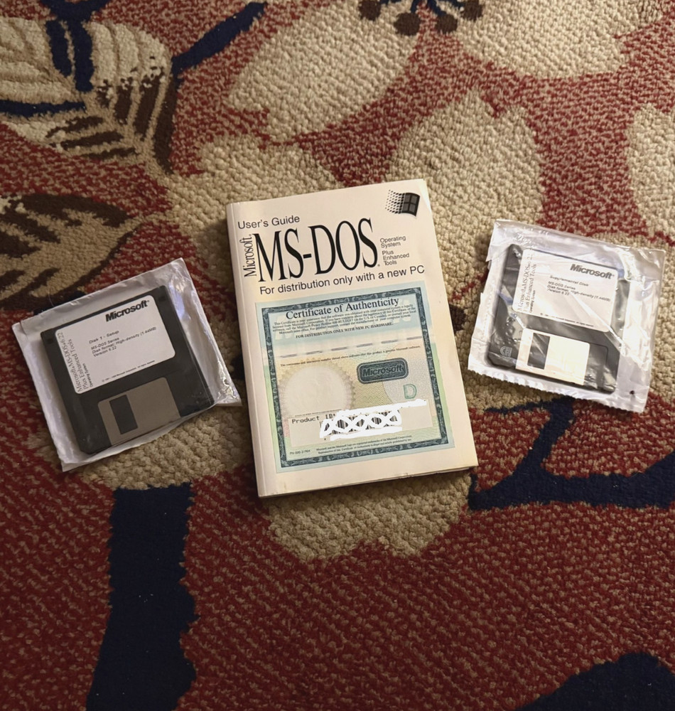 Microsoft Windows MS-DOS 6.22 Operating System Users Guide with 3.5 Floppy Discs