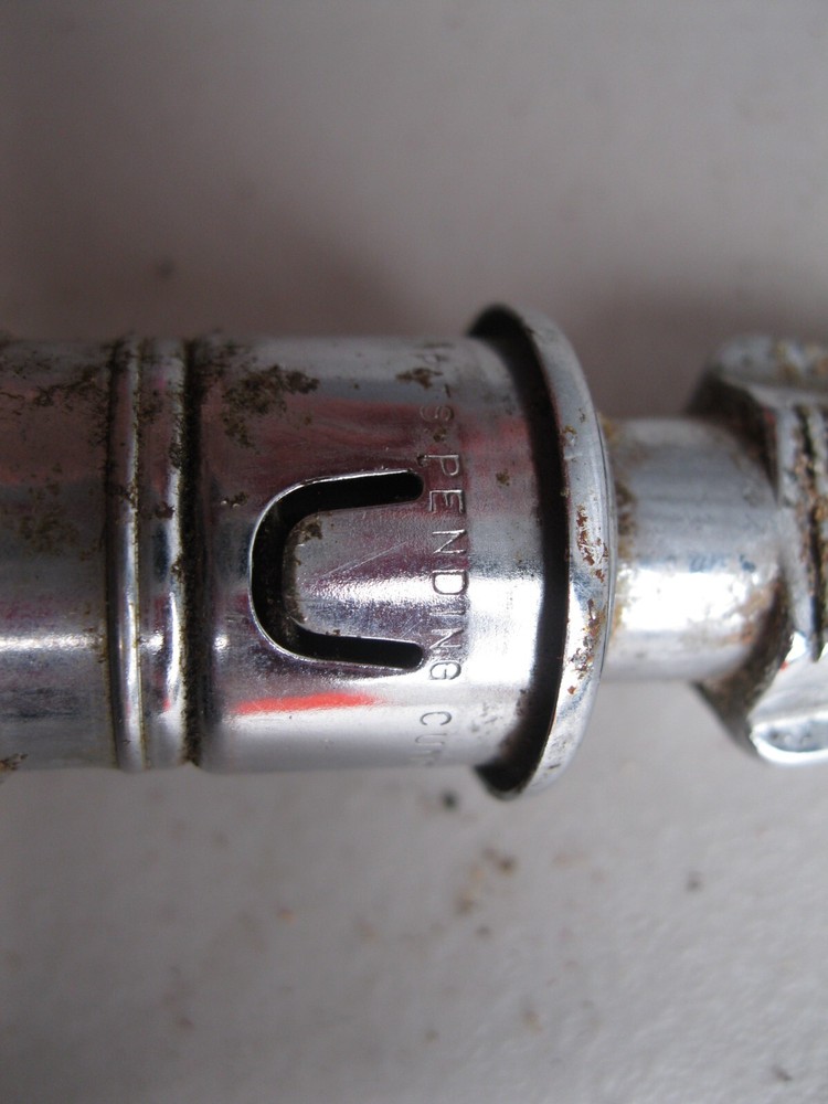 Vintage Cuno Meriden 12V cigarette lighter