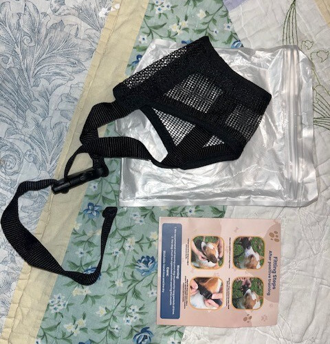 ADJUSTABLE DOG MUZZLE MEDIUM BLACK New Pet Training Tool WASHABLE Adjusts NEW