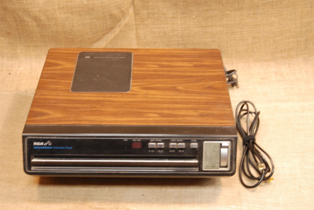 RCA SelectaVision Video Disc Player SFT 100 W - Powers On - Not Tested