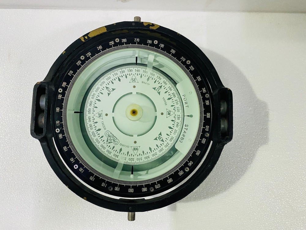 TOKIMEC MAGNETIC COMPASS