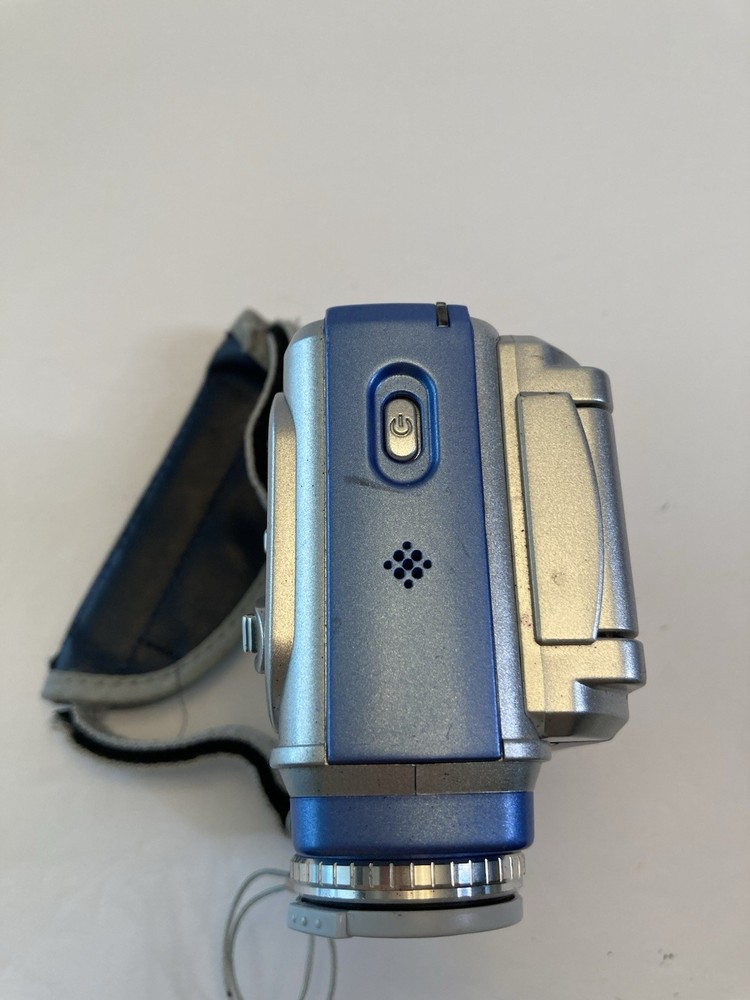 DV5500 MUSTEK Video Camera MPEG4 Digicam No Cords Untested