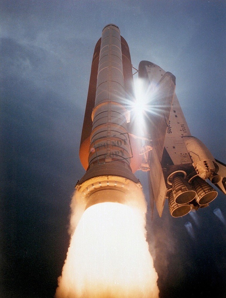 STS-43 Launch Space Shuttle Atlantis 8X12 PHOTOGRAPH