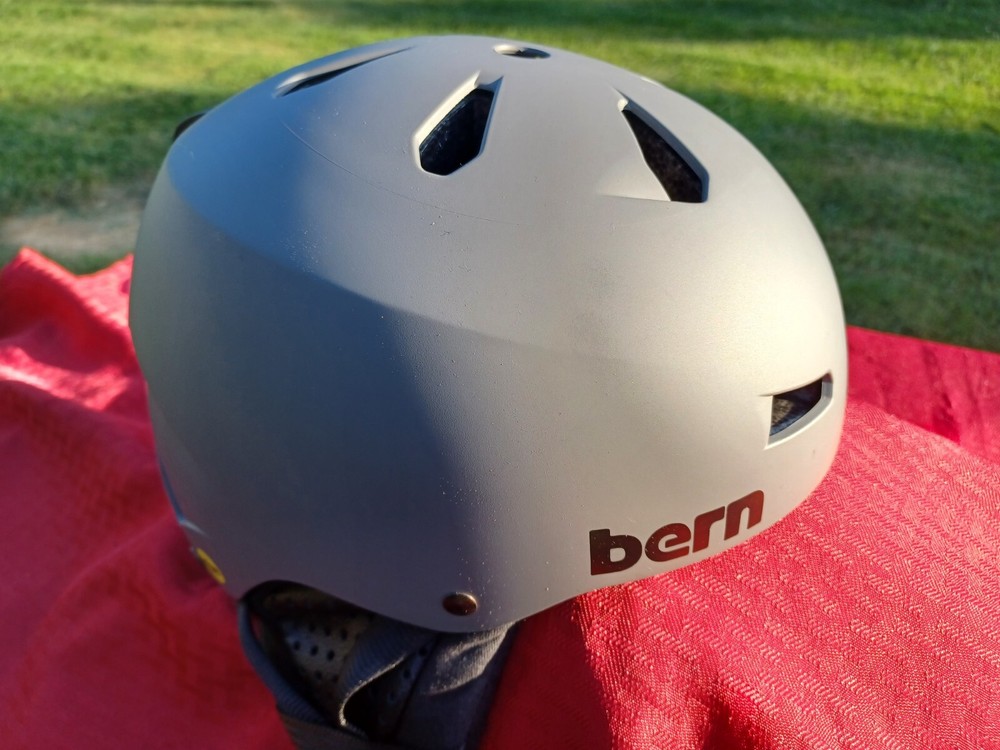 BERN Macon MIPS Multisport Unisex Helmet Size Small Matte Gray EUC