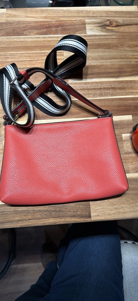 Marc Jacobs Leather Crossbody Handbag